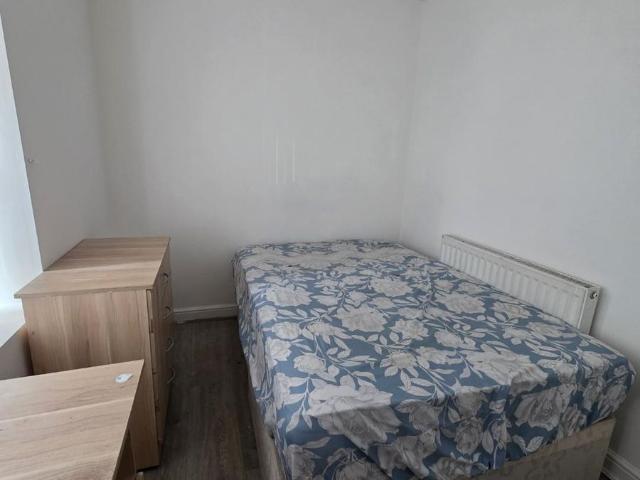 Brook Street, Pontypridd CF37, Property to rent, £320 pcm | PrimeLocation