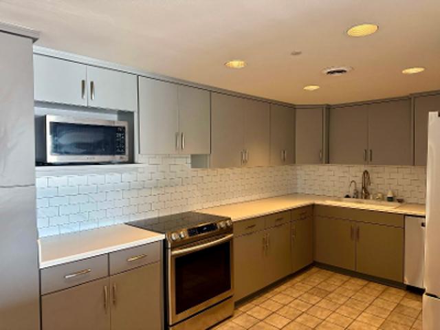 Brookmont Ter Apt 208