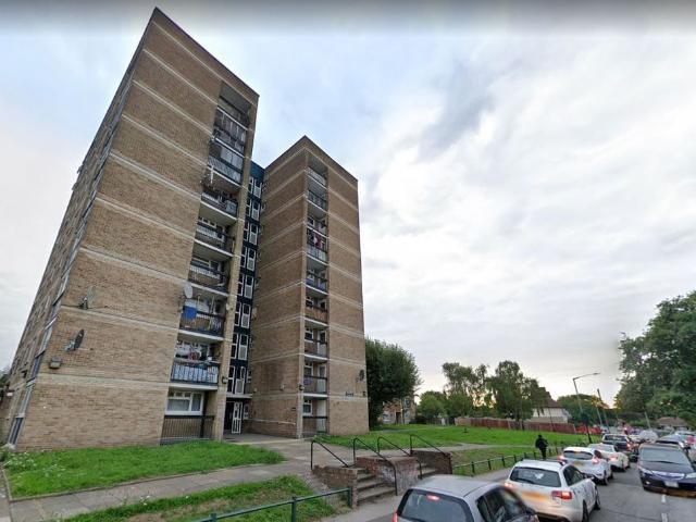 Brookbank, Turkey Street, Enfield EN1, 2 bed flat to rent, £1,850 pcm | PrimeLocation