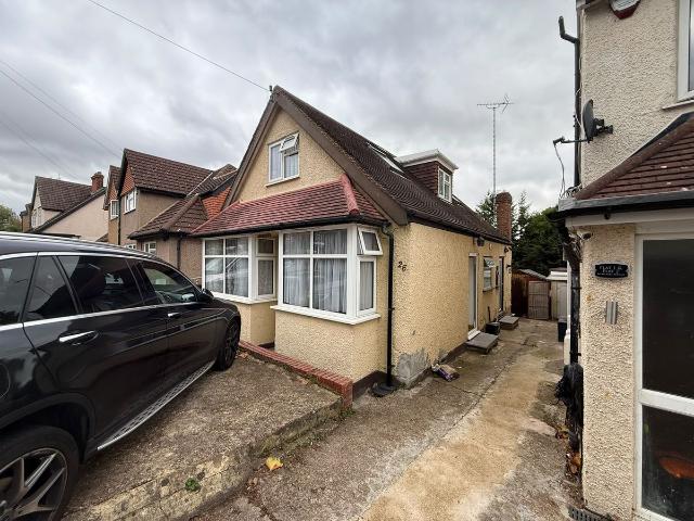 Brooke Avenue, Harrow HA2, 4 bed detached house to rent, £2,600 pcm | PrimeLocation