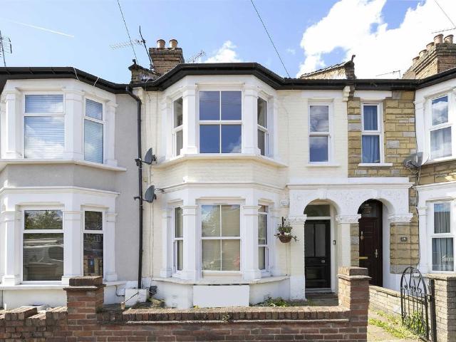 Brooke Road, Walthamstow E17, 1 bed flat to rent, £1,595 pcm | PrimeLocation