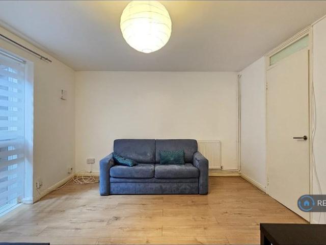 Brookes Court, London, EC1N 1 bed flat to rent £2,295 pcm £530 pw