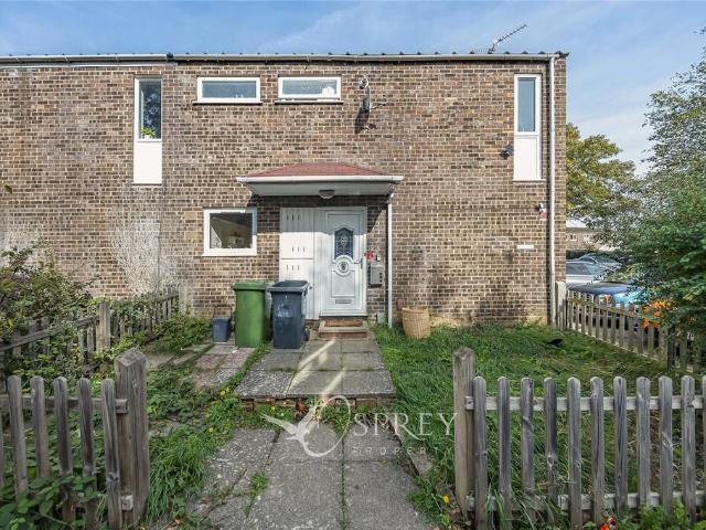 Brookfurlong, Peterborough PE3 3 bed terraced house to rent £950 pcm £219 pw