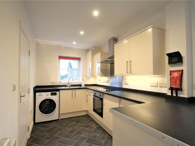 Brookfield, Filton, Bristol, South. 4 bed semi detached house to rent £2,600 pcm £600 pw