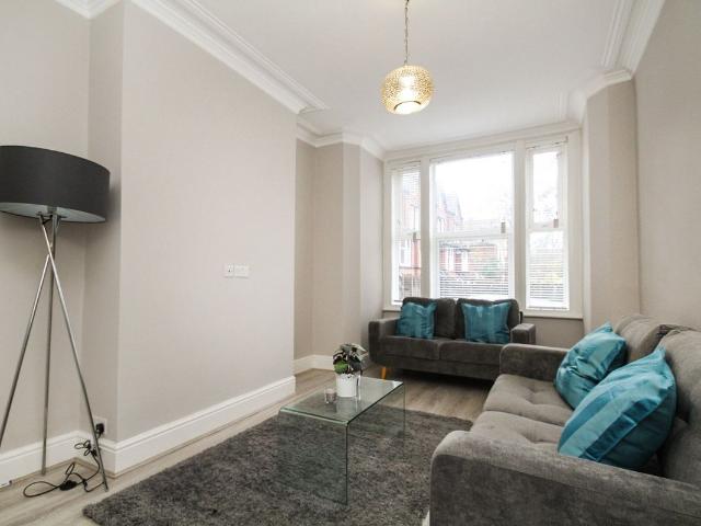 Brookfield Place, Far Headingley, Leeds, West Yorkshire LS6, 4 bed terraced house to rent, £2,427 pcm | PrimeLocation
