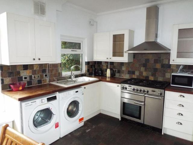 Brookfield Road, Birmingham, B18 7JG, United Kingdom | 3 bed townhouse for rent #139269763 | Rentberry