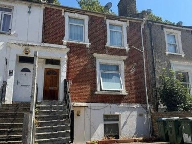 Brookhill Road, Woolwich SE18, 1 bed flat to rent, £1,050 pcm | PrimeLocation