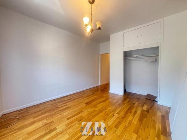 Brooklyn NY 11216 LS102474753