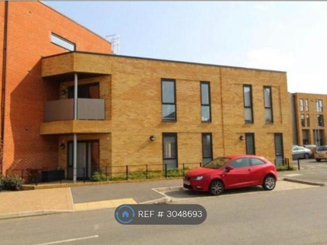 Brooklands, Milton Keynes MK10, 2 bed flat to rent, £1,500 pcm | PrimeLocation