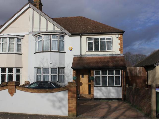 Brooklands Avenue, Sidcup DA15 5 bed semi detached house to rent £3,500 pcm £808 pw