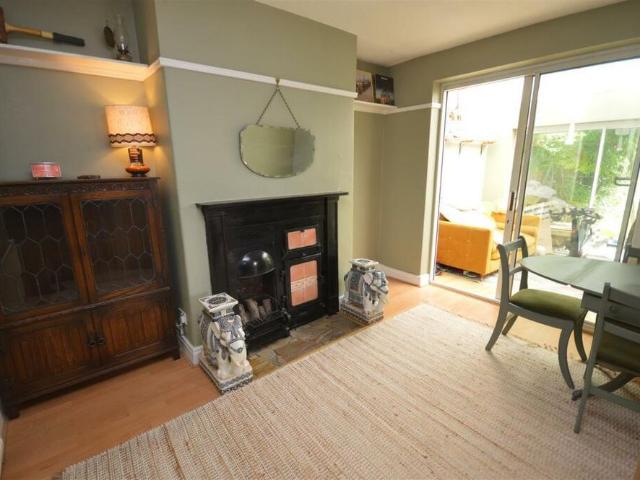 Brooklands Road, Parkgate