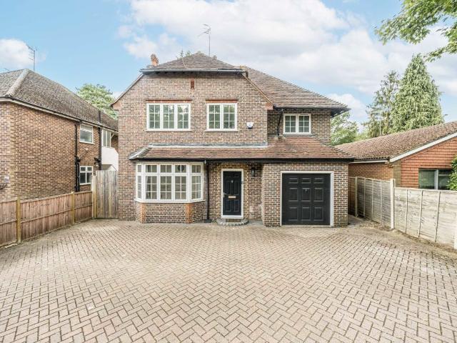Brooklands Road, Weybridge KT13, 4 bed detached house to rent, £3,495 pcm | PrimeLocation