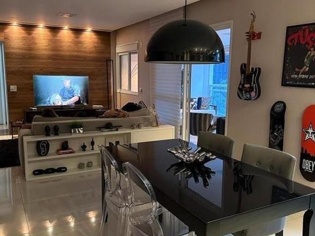 BROOKLIN APARTAMENTO COM 02 SUÍTES E CHURRASQUEI