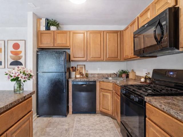 Brookstone 3 Bedroom Apartment for Rent at 1 Duke Of Windsor Ct, Lochearn, MD 21207 Lochearn