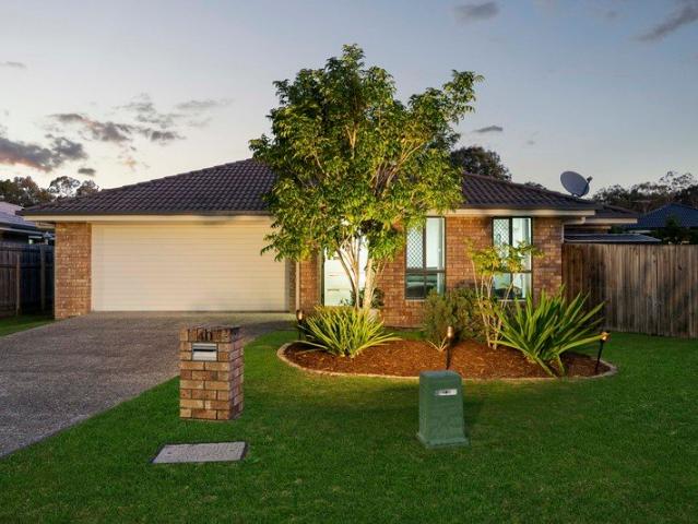 RARE 700M2 BLOCK WITH DUAL LIVING