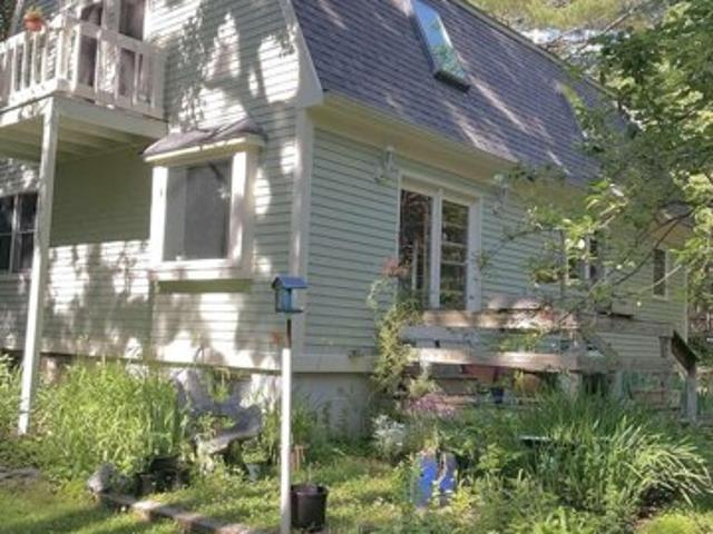 Brookside Ln, York, Home For Sale