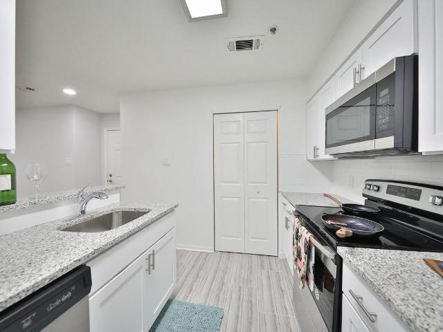 Brookview Apartments 2 Bedroom Apartment for Rent at 1235 Ashbourne Rd, Philadelphia, PA 19027 Elkins Park
