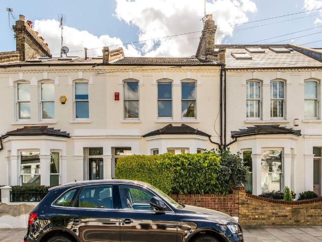 Brookville Road, Parsons Green, London SW6, 3 bed maisonette to rent, £4,250 pcm | PrimeLocation