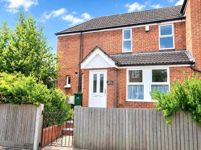 Brookwood Avenue, Eastleigh SO50, 2 bed semi detached house to rent, £1,350 pcm | PrimeLocation