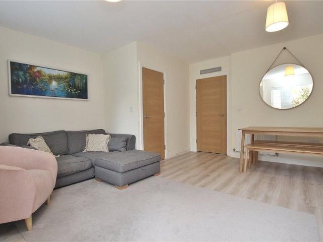 Brookwood Farm Drive, Woking 3 bedrooms Property for lettings Seymours