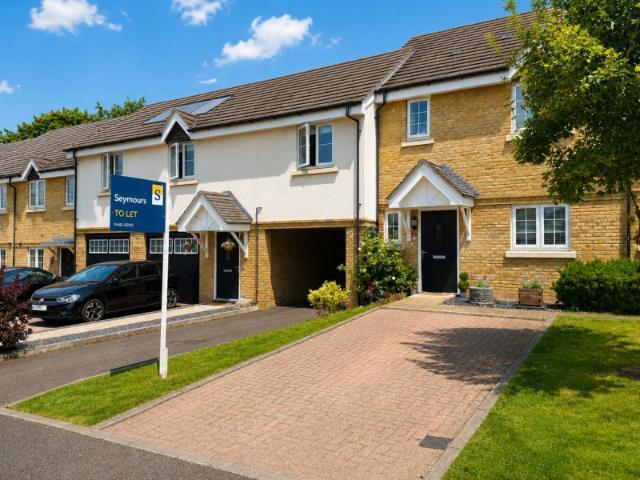 Brookwood Farm Drive, Woking 3 bedrooms Property for lettings Seymours