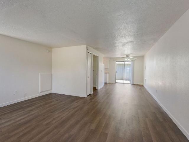 Brookwood Firs Townhomes 2 Bedroom Apartment for Rent at 140 Ne 47th Ave, Hillsboro, OR 97124 Northeast Hillsboro
