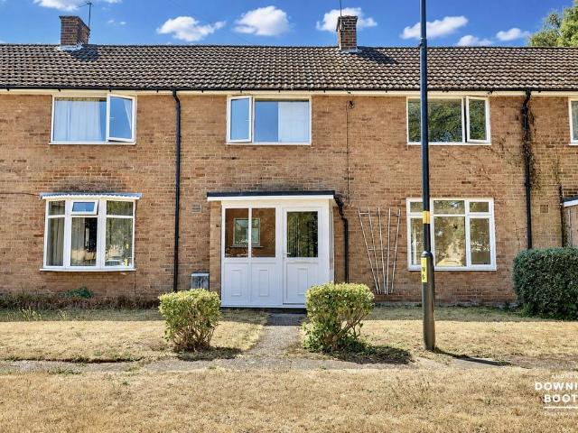 Broom Covert Road, Lichfield, WS14 3 bed terraced house to rent £1,100 pcm £254 pw