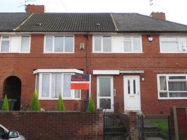 Broom Garth, Leeds LS10, 3 bed town house to rent, £895 pcm | PrimeLocation