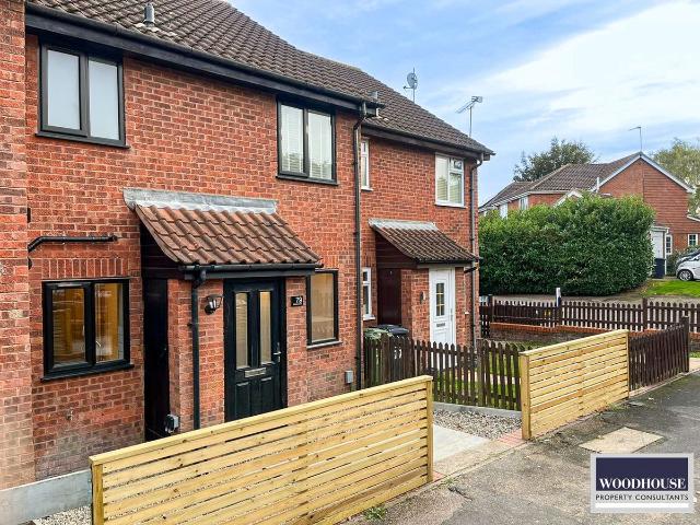 Broomfield Avenue, Broxbourne EN10, 1 bed terraced house to rent, £1,300 pcm | PrimeLocation