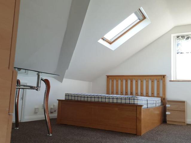 BROOMFIELD RD RM6 Studio to rent £1,125 pcm £260 pw