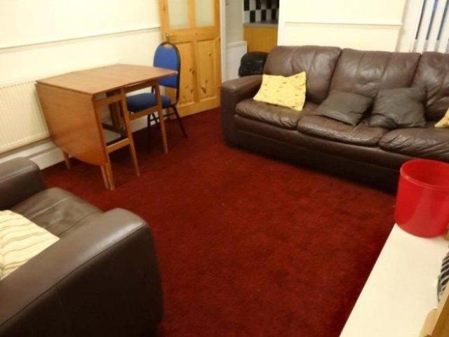 Broomfield Road 3 bed house share to rent £1,629 pcm £376 pw