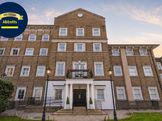 Broomfield Road, Chelmsford, CM1 1 bed apartment to rent £1,300 pcm £300 pw