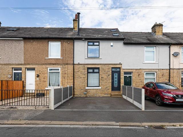 Broomfield Road, Marsh HD1, 3 bed terraced house to rent, £1,200 pcm | PrimeLocation