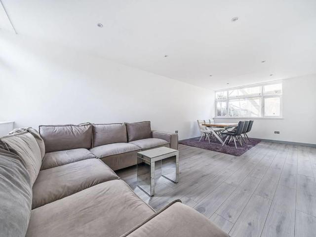 Broomfield, Walthamstow, London E17, 5 bed flat to rent, £4,200 pcm | PrimeLocation
