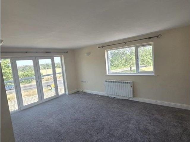 Broomhall Road, Chelmsford CM1, 2 bed flat to rent, £1,400 pcm | PrimeLocation