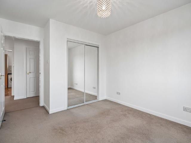 Broomhill Court