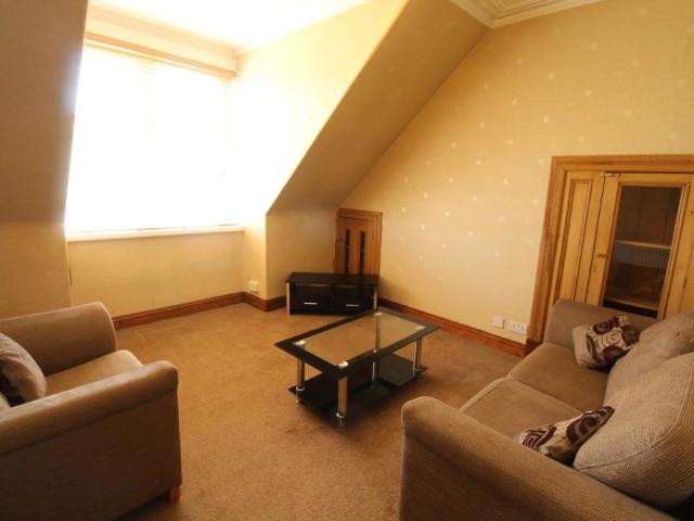 Broomhill Road, Top Floor/Attic Right, AB10