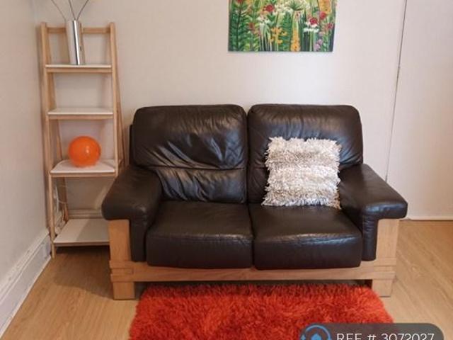 Broomhill Road, Aberdeen, AB10 1 bed flat to rent £460 pcm £106 pw