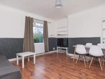 Broomhouse Street South, Edinburgh EH11, 3 bed flat to rent, £1,500 pcm | PrimeLocation