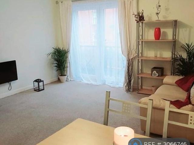 Broomspring Close, Sheffield, S3 2 bed flat to rent £950 pcm £219 pw