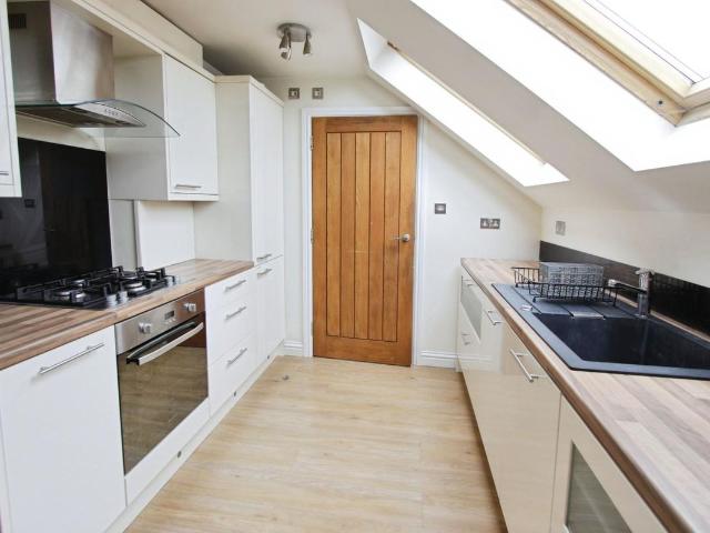 Broomspring Lane, Sheffield S10, 1 bed flat to rent, £850 pcm | PrimeLocation
