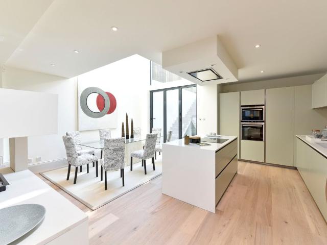 Broomwood Road, London SW11, 5 bed end terrace house to rent, £8,500 pcm | PrimeLocation