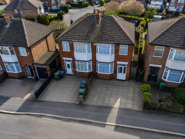 Braunstone Close, Leicester LE3, 4 bed semi detached house to rent, £1,295 pcm | PrimeLocation