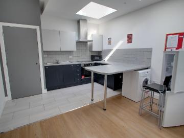 Braunstone Gate, Leicester LE3, 2 bed shared accommodation to rent, £1,100 pcm | PrimeLocation
