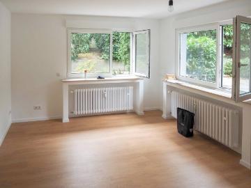 Braunsfeld 2 Zimmer Eigentumswohnung 2016 umfassend modernisiert in bester Ruhiglage am Stadtwald