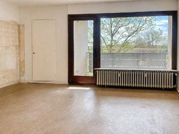 Braunsfeld 2 Zimmer Eigentumswohnung mit Südloggia in beliebter Lage
