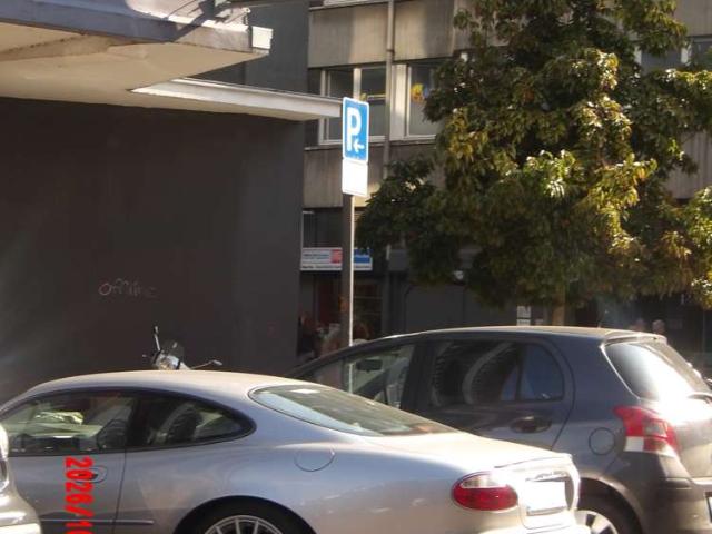 BRAVOUR IMMOBILIEN: Brabanterstraße, 2 Zi vollmöbliert mit Einbauküche ideal für Selbstnutzung!