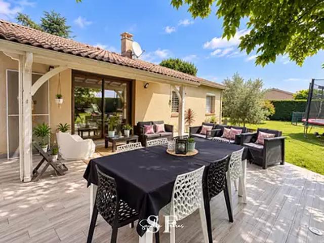 Brax 47310 Location maison 5 pièces t5 jardin terrasse