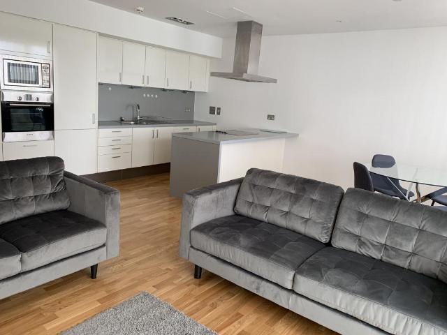 Brayford Street, LINCOLN 2 bed apartment to rent £1,395 pcm £322 pw