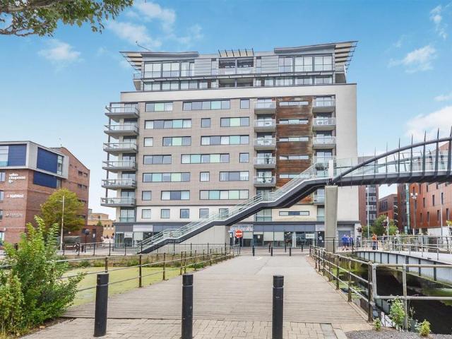 Brayford Street, Lincoln 3 bed apartment to rent £2,000 pcm £462 pw